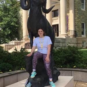 Meet your Posher, Christina